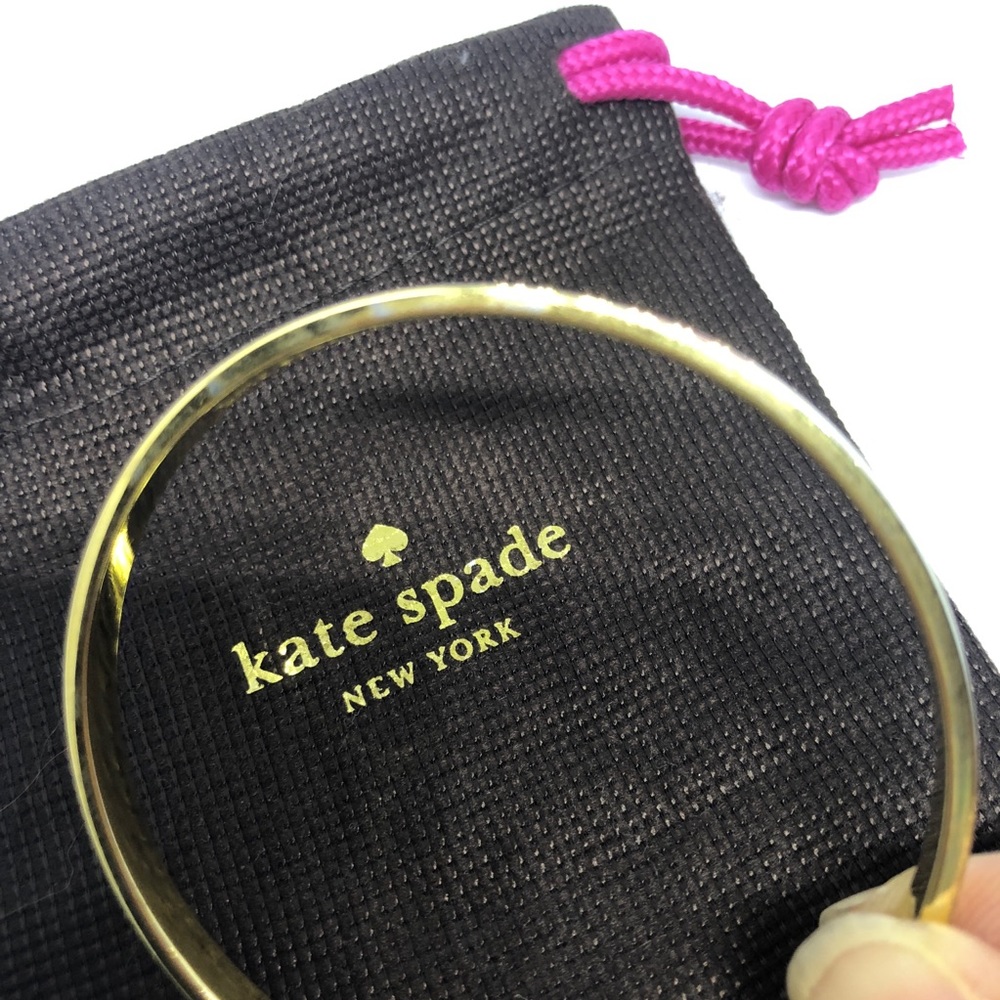 Idiom Heart of Gold Bangle - GUC